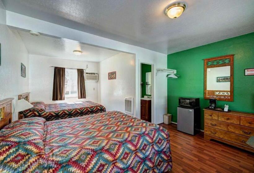 4인용 스탠다드 룸, Lake Shasta Lodge