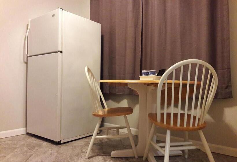 디럭스 트리플 룸, Lake Shasta Lodge