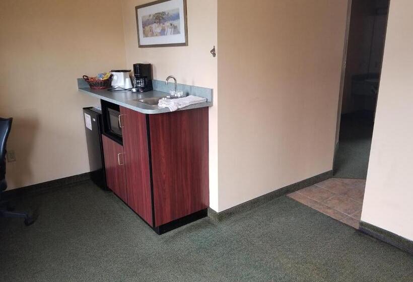 스위트 킹사이즈 침대, Perry O Inn & Suites