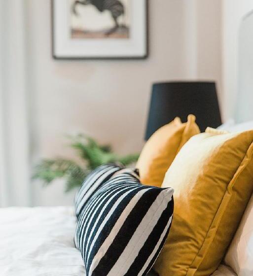 Семейный Номер, The Red Lion Stevington