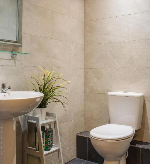 Family Suite, The Red Lion Stevington