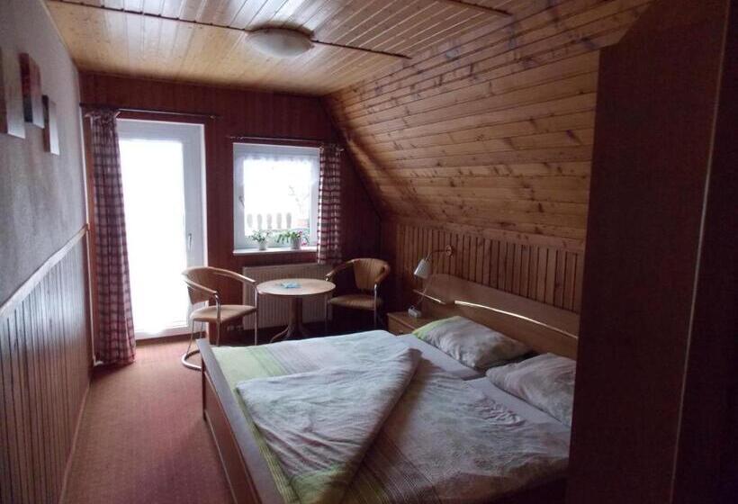 Standard room with outdoor bath, Pension Gaststätte Tannenhof