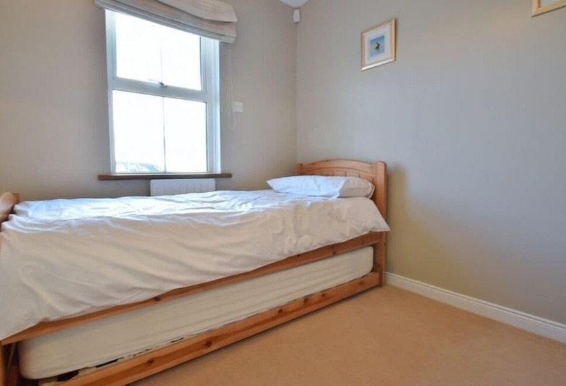 ３ベッドルームハウス, Bayview