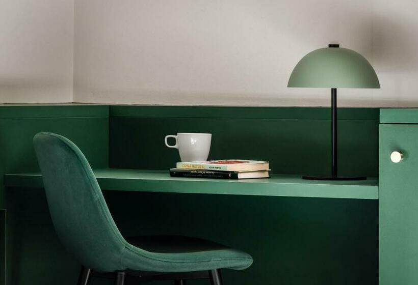 带城市景观的标准间, Bypillow Mothern