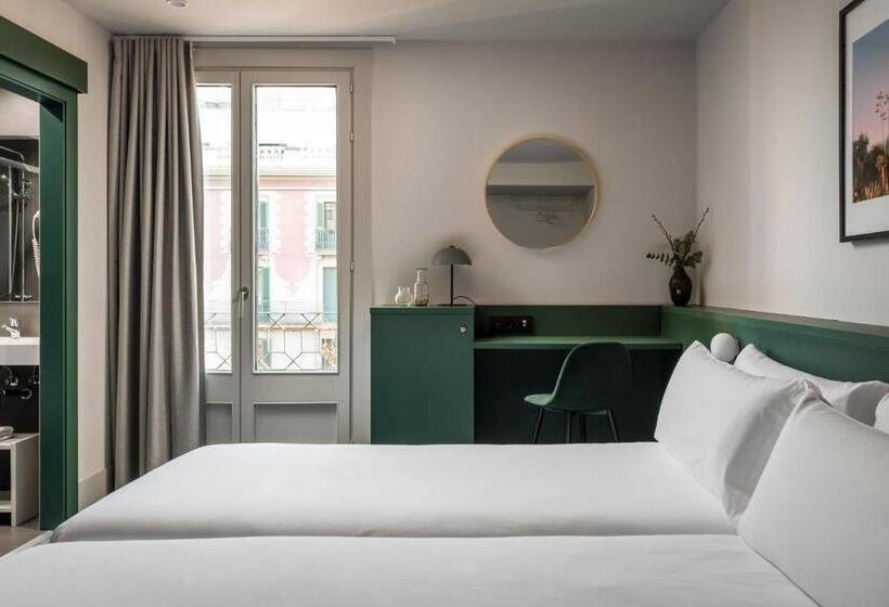 带城市景观的标准间, Bypillow Mothern