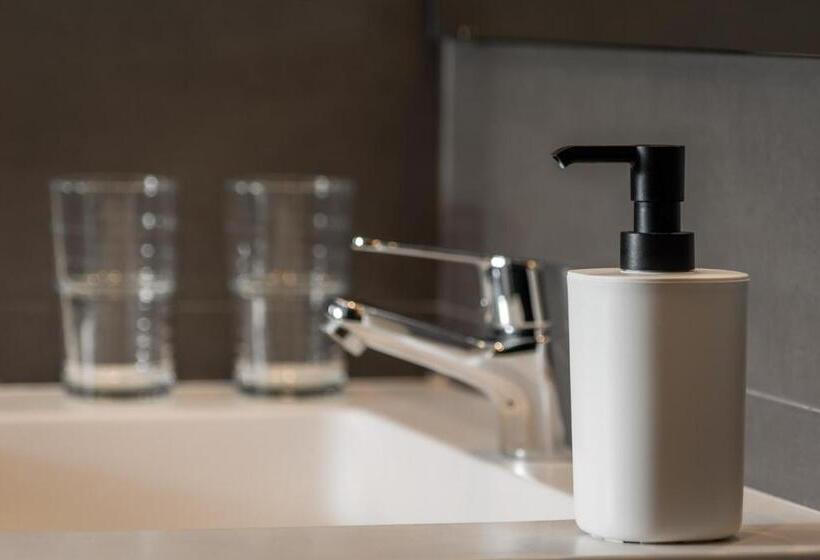 标准单人间, Bypillow Mothern