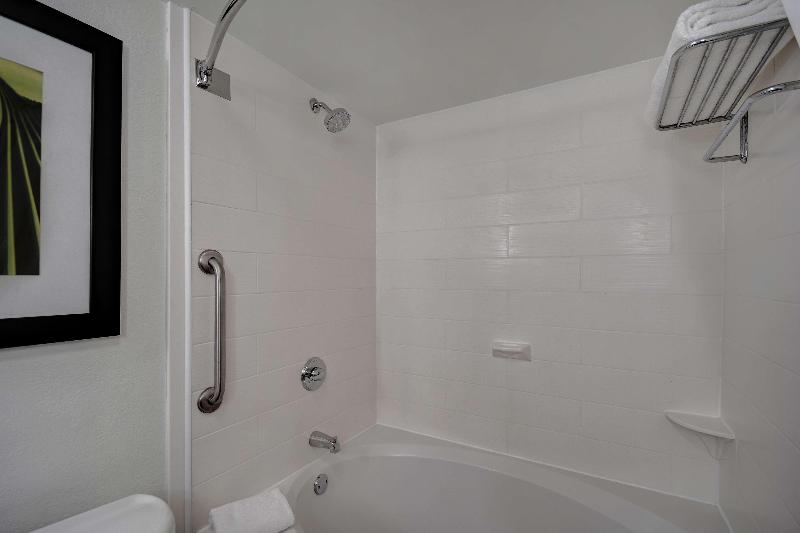 חדר סטנדרט עם מיטת קינג, Hilton Garden Inn Ft Myers