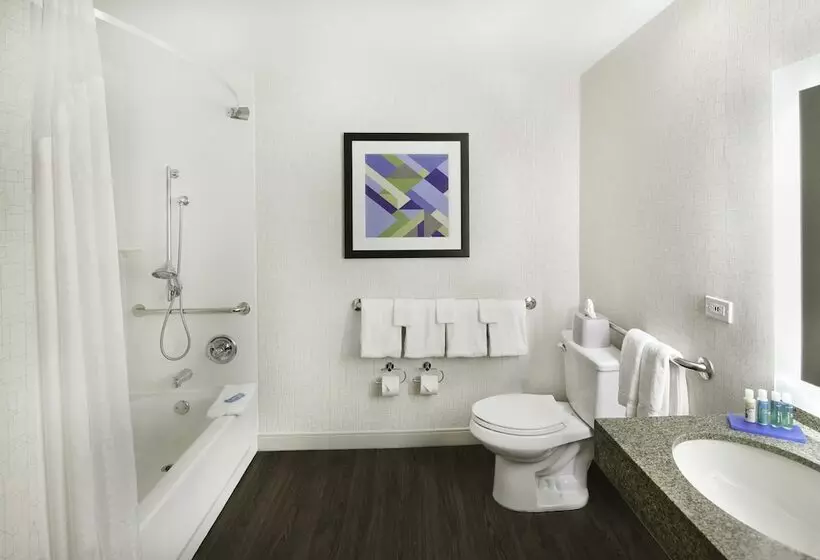 Sviitti, Holiday Inn Express Hotel & Suites Fisherman S Wharf, An Ihg