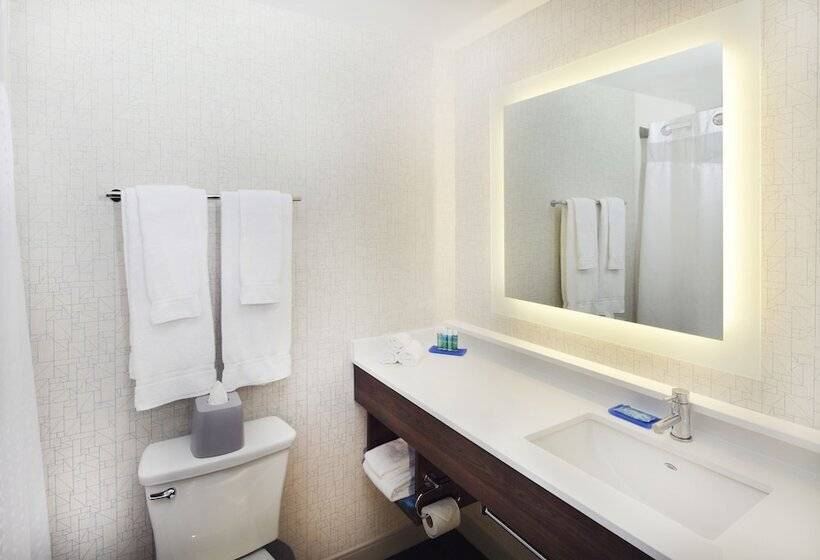 带2个双人床的标准工作室, Holiday Inn Express Hotel & Suites Fisherman S Wharf, An Ihg