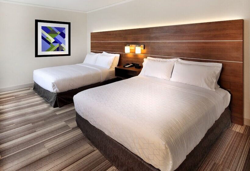 带2个双人床的标准工作室, Holiday Inn Express Hotel & Suites Fisherman S Wharf, An Ihg