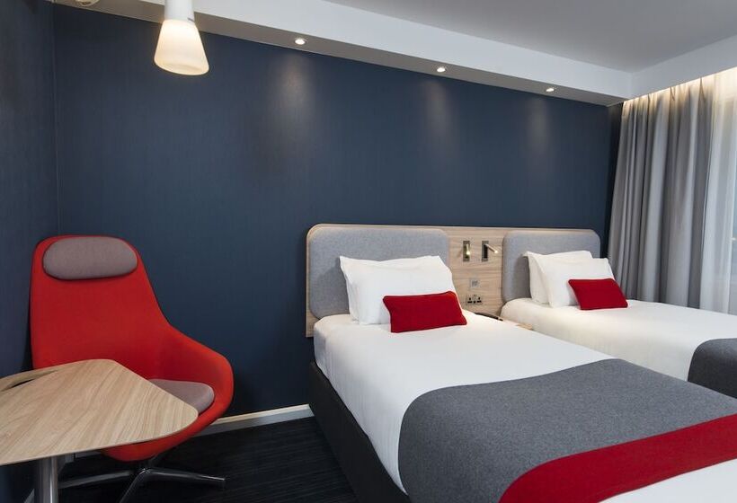 Номер Стандарт, Holiday Inn Express Glasgow Airport, An Ihg