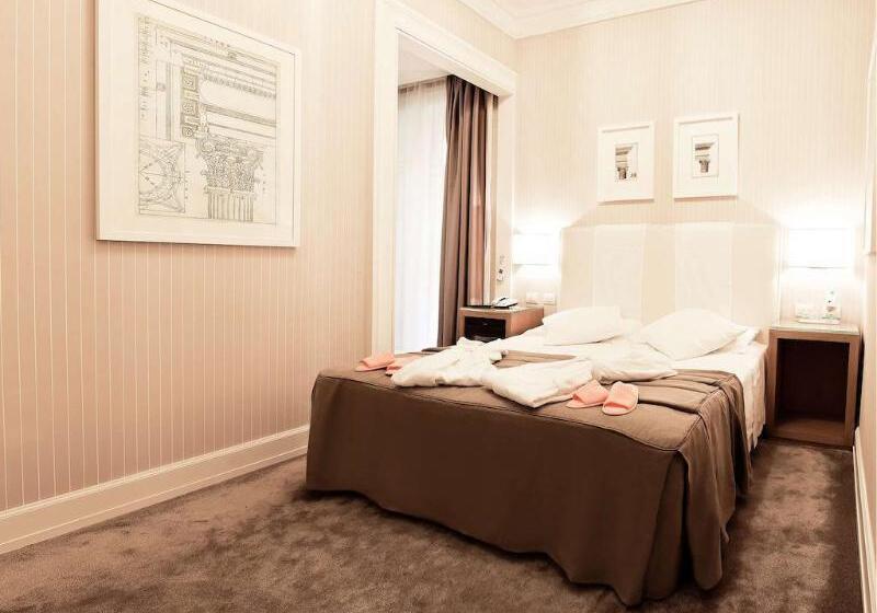 חדר סטנדרט, Isa