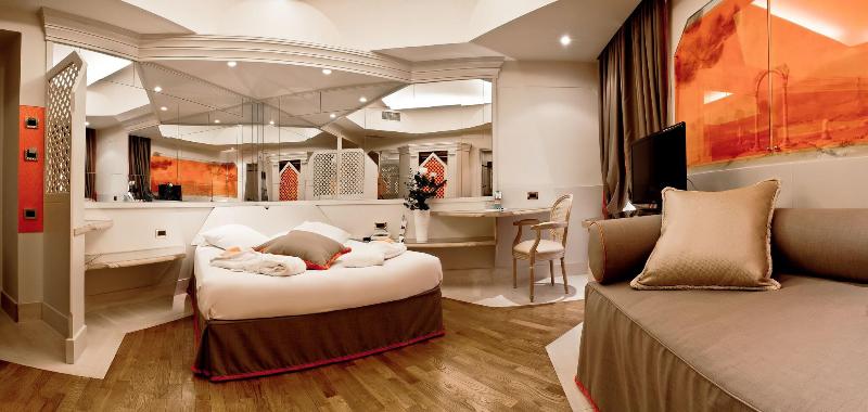 חדר סופריור, Isa