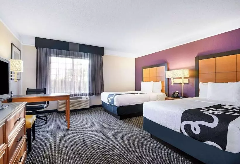 اتاق استاندارد با 2 تخت دوبل, La Quinta Inn & Suites By Wyndham Myrtle Beach Broadway Area