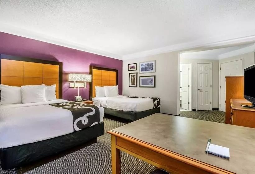 اتاق استاندارد با 2 تخت دوبل, La Quinta Inn & Suites By Wyndham Myrtle Beach Broadway Area