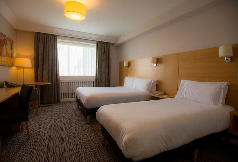 Семейный Номер, Park Inn By Radisson Shannon Airport