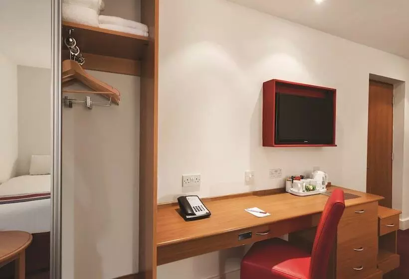 Standard-huone, Ramada Cambridge