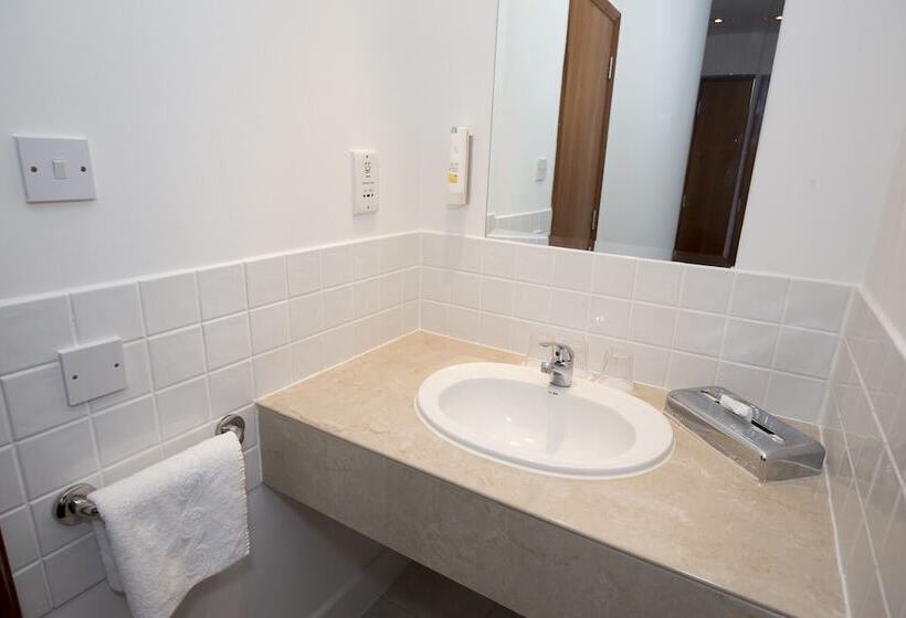 标准间, Ramada Cambridge