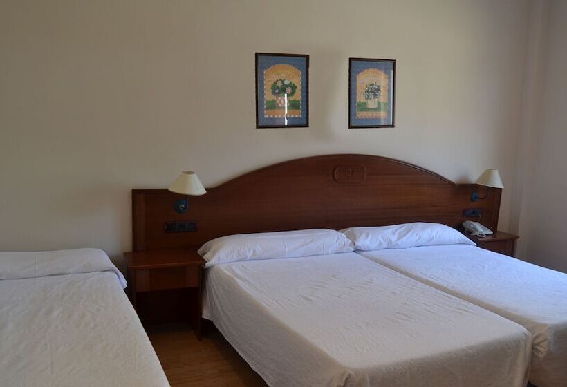 חדר סטנדרט, Reyes Ziries