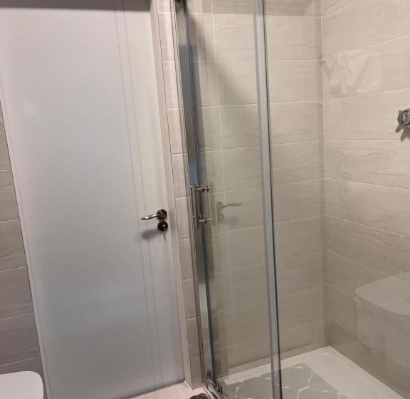 패밀리 룸 바다 전망, The Light House