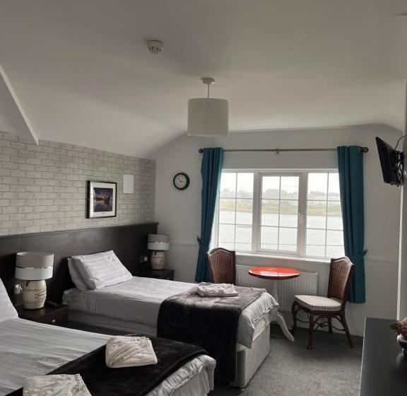 패밀리 룸 바다 전망, The Light House