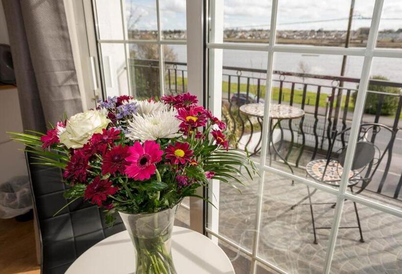 스탠다드 발코니 룸 바다 전망, The Light House