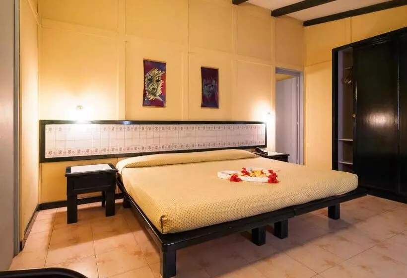 اتاق استاندارد با چشم‌انداز باغ, Voi Vila Do Farol Resort