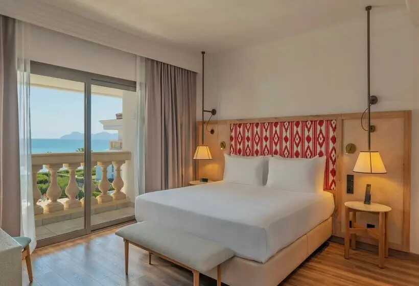 سوییت جونیور با چشمانداز دریا, Sarena de Muro Resort Mallorca
