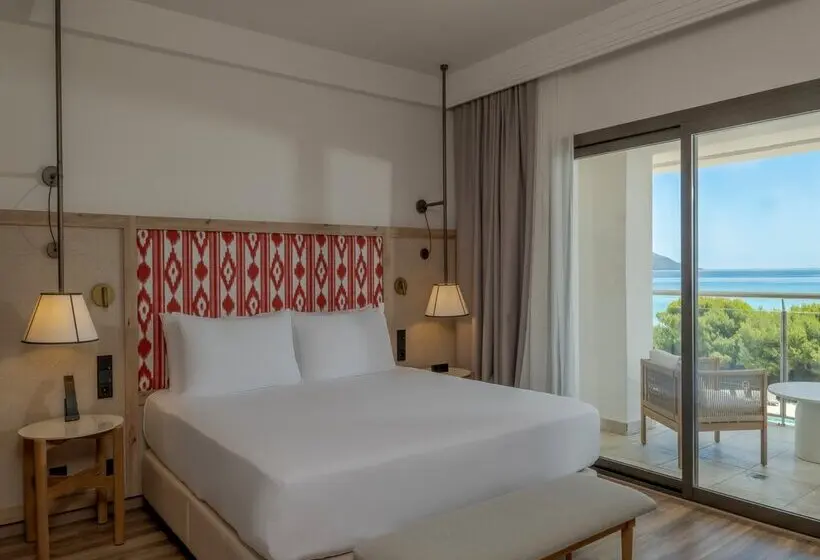 سوییت با چشمانداز دریا, Sarena de Muro Resort Mallorca