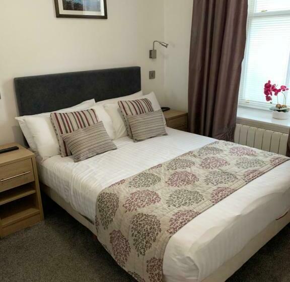 غرفة قياسية لذوى الاحتياجات الخاصة, The Rostrevor Inn