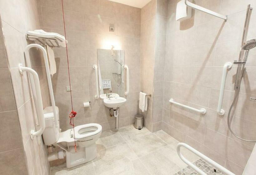 غرفة قياسية لذوى الاحتياجات الخاصة, The Rostrevor Inn