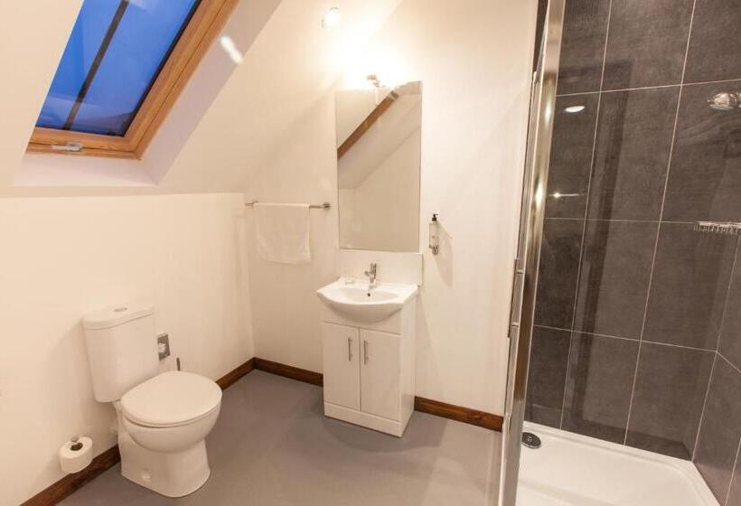 غرفة قياسية, The Rostrevor Inn