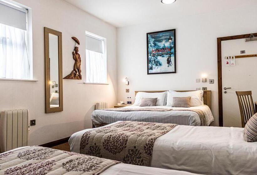 غرفة عائلية, The Rostrevor Inn