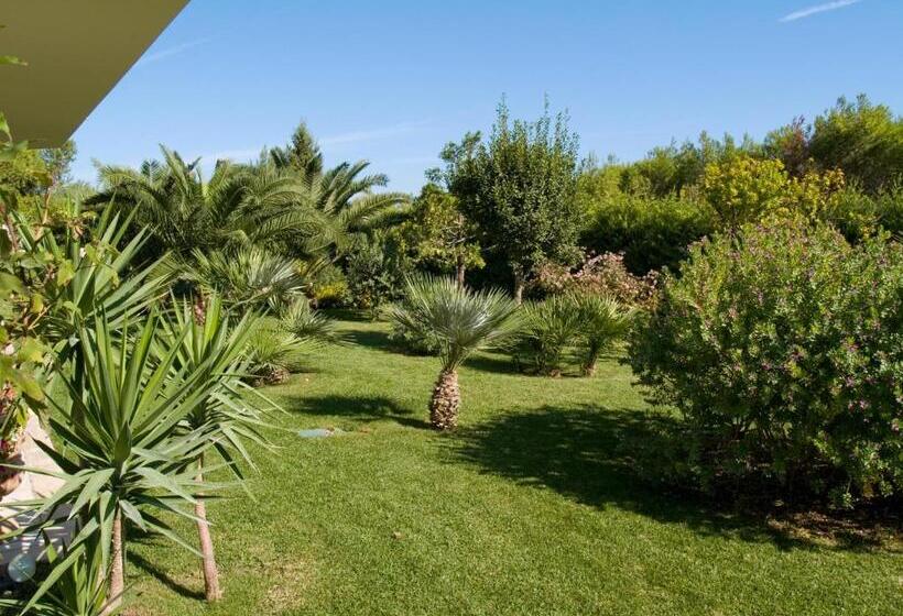 חדר סטנדרט לארבעה נוף לים, B&b Neptunia Fronte Mare