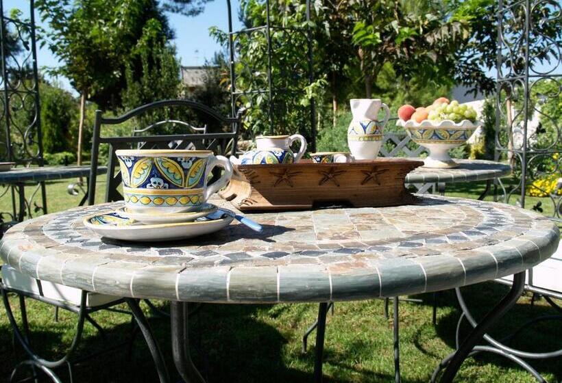 חדר סטנדרט נוף לים עם מרפסת, B&b Neptunia Fronte Mare