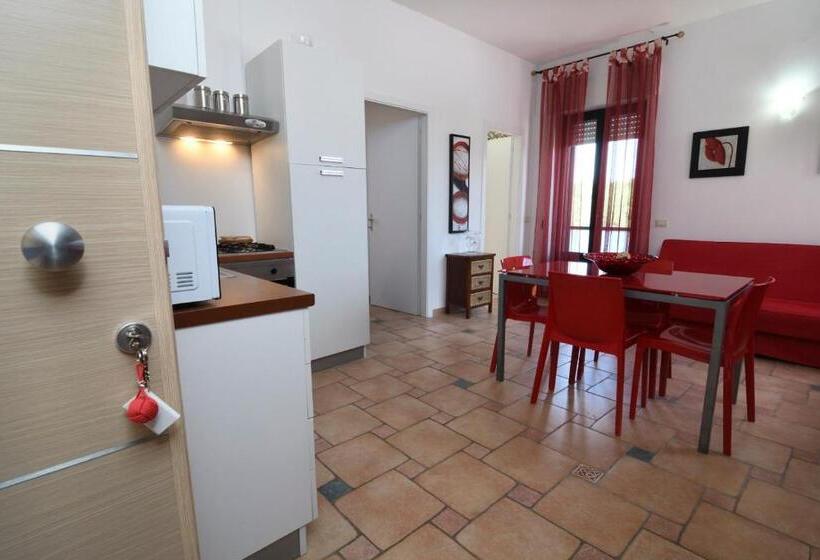 חדר סטנדרט לארבעה נוף לים, B&b Neptunia Fronte Mare