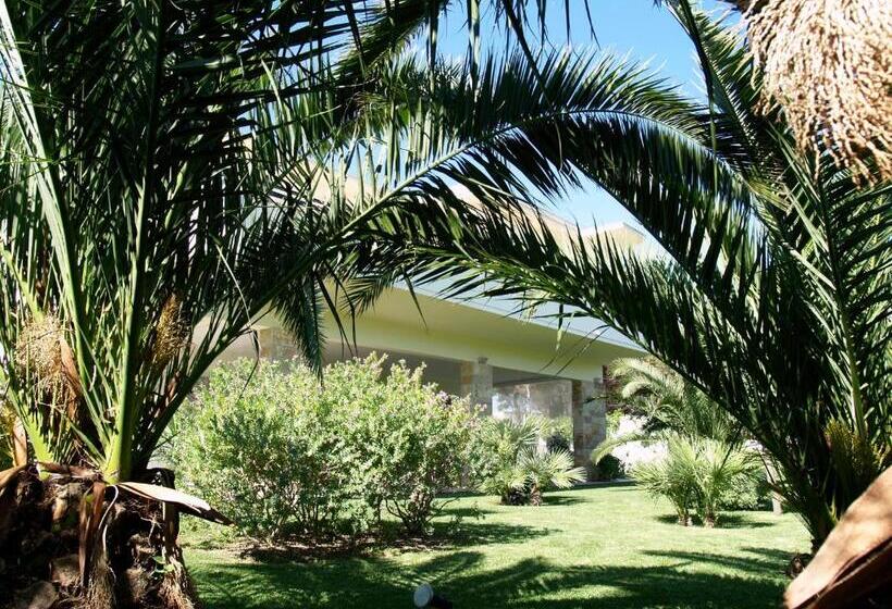 חדר סטנדרט עם מרפסת, B&b Neptunia Fronte Mare