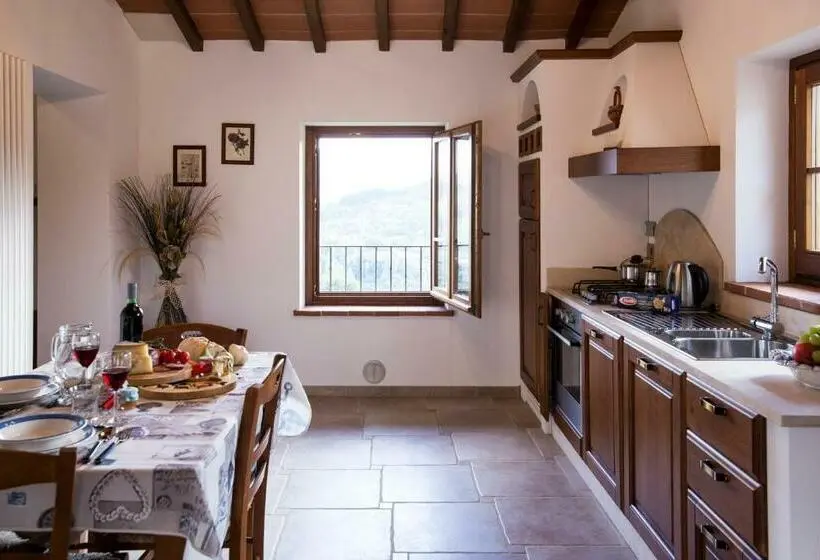 プールの見える１ベッドルームアパートメント, Agriturismo Quata Country House