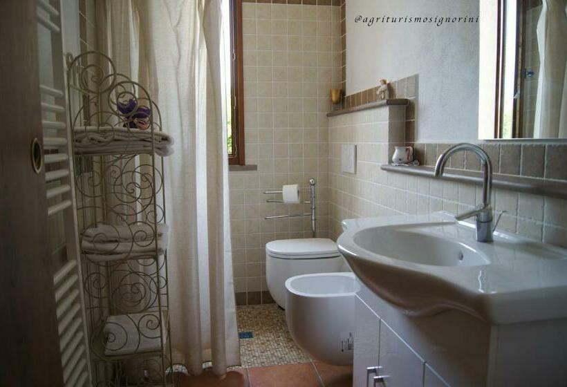 Номер Стандарт, Agriturismo Signorini
