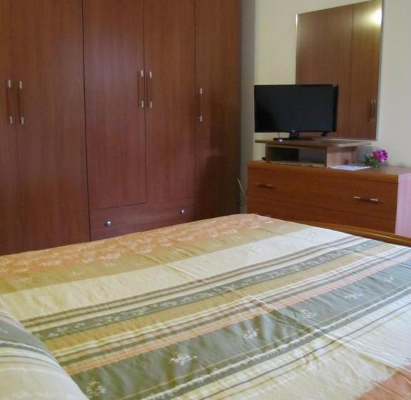 חדר סטנדרט, B&b Monte Gruttas