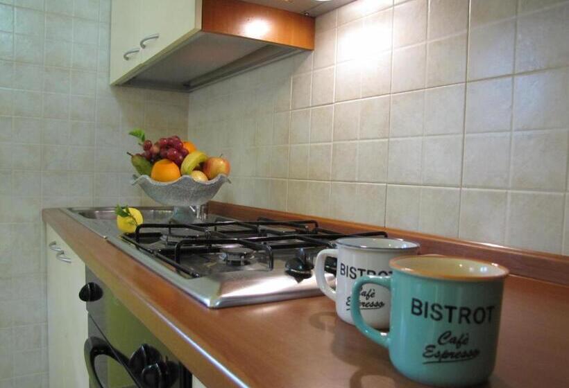 דירת חדר, B&b Monte Gruttas