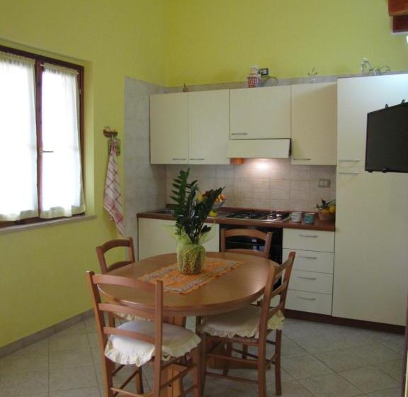 Апартаменты 1 Спальня, B&b Monte Gruttas