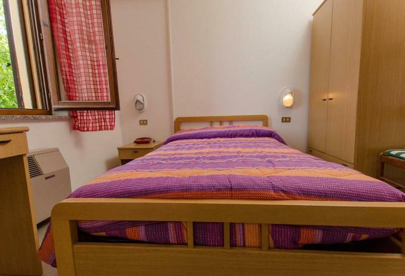 חדר סטנדרט יחיד, Il Pozzetto