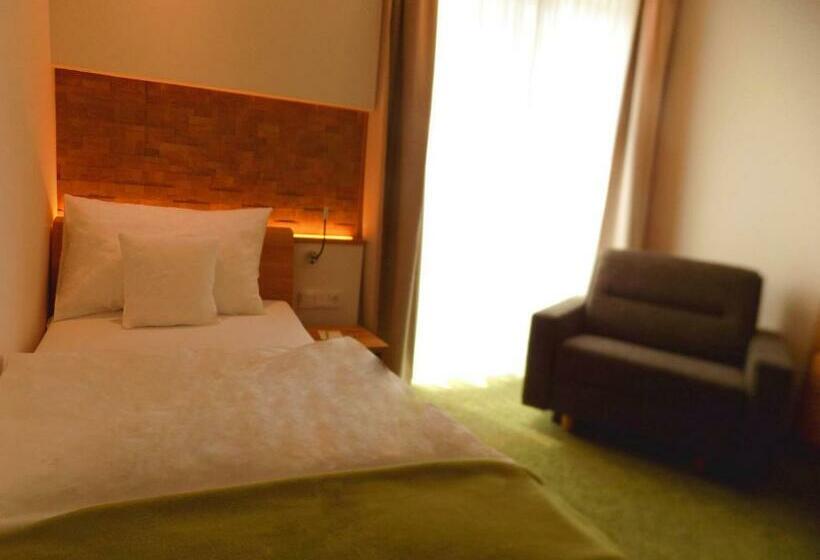 חדר סטנדרט יחיד, Mostlandhof