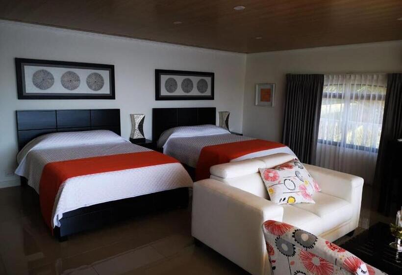 Трехместный Номер Базовый, Y Restaurante Costa Del Sol