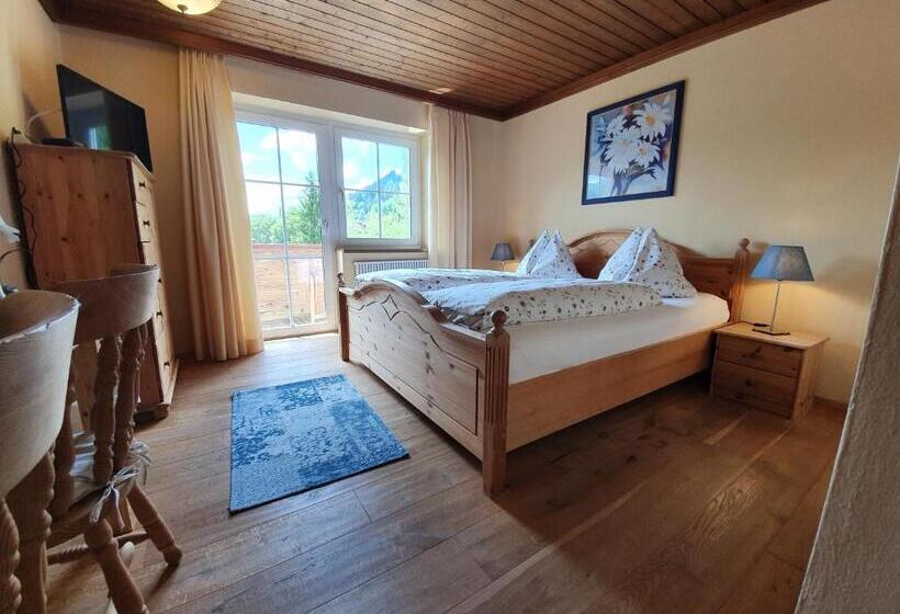 غرفة قياسية مزوَّدة بشُرفة, Romantik Pension Lehrberg