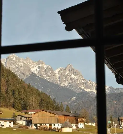 اتاق اکونومی, Romantik Pension Lehrberg