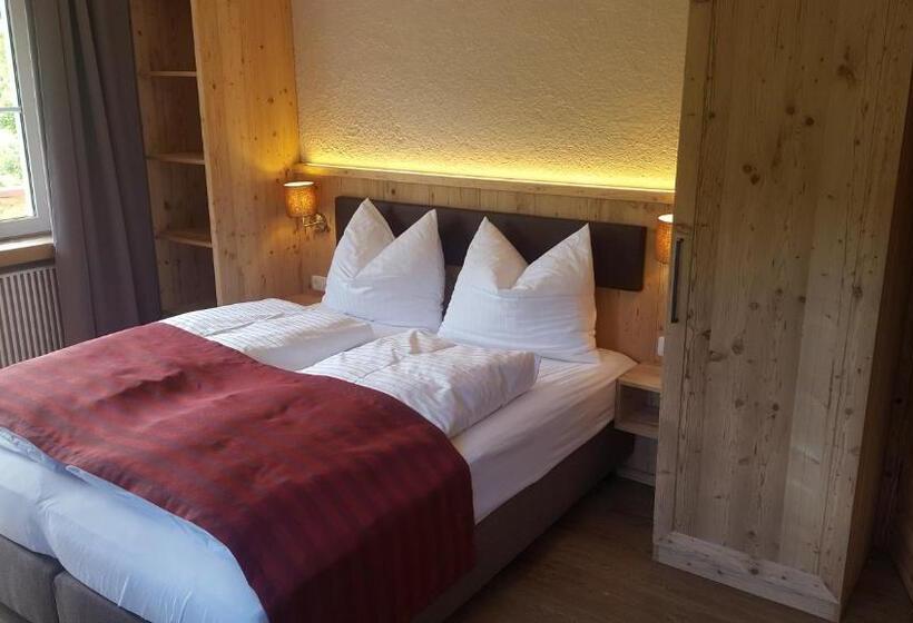 جناح بغرفتي نوم, Romantik Pension Lehrberg