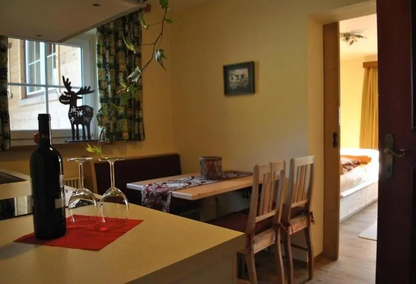 آپارتمان 2 خوابه با بالکن, Romantik Pension Lehrberg