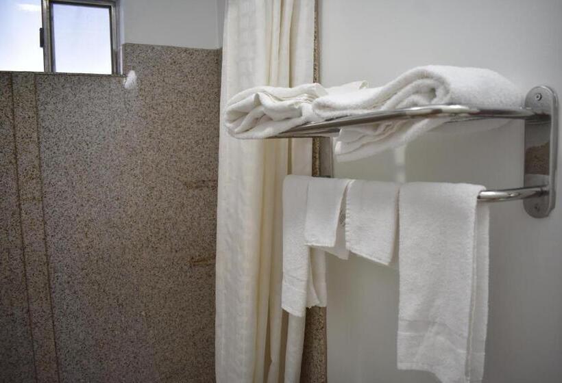 Номер Стандарт 2 Двуспальные Кровати, South Hills Motel